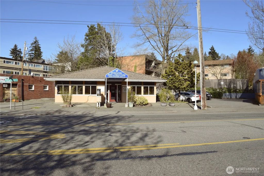 5200 Rainier Avenue S, Seattle
