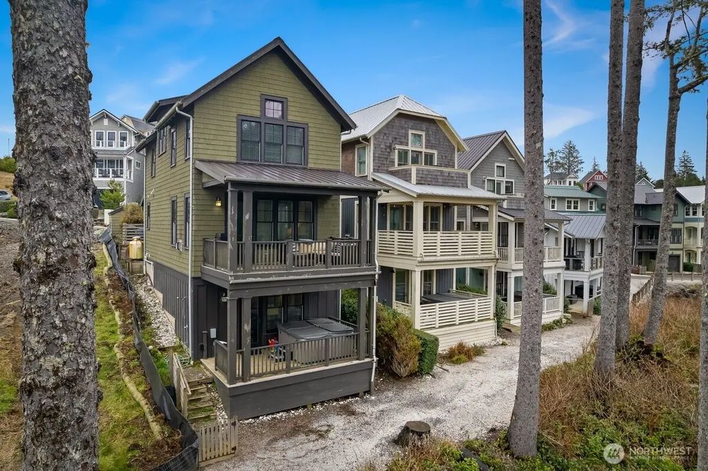34 Seaside Lane, Pacific Beach