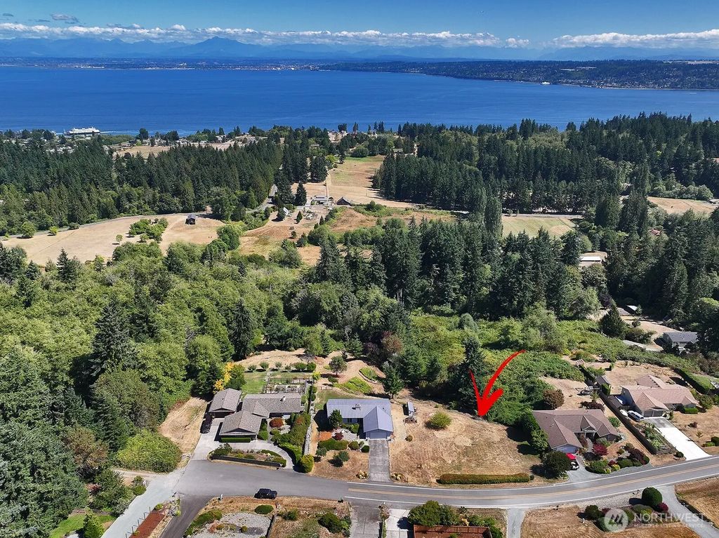 Xxx Hilltop Drive, Clinton