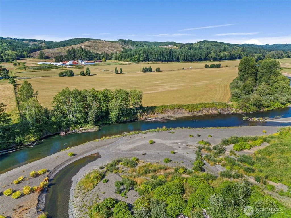 627 Wynoochee Valley Road, Montesano