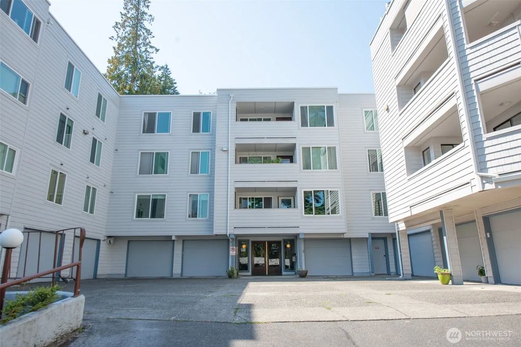 17417 Ashworth Avenue N 303, Shoreline