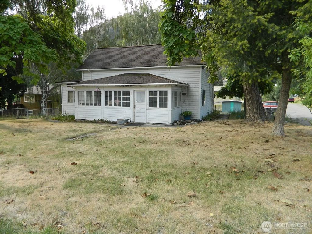 26 Palmer Avenue, Loomis