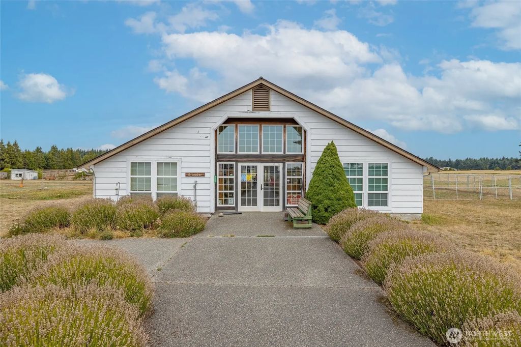 180 Parker Rental Suites A & B Road, Coupeville