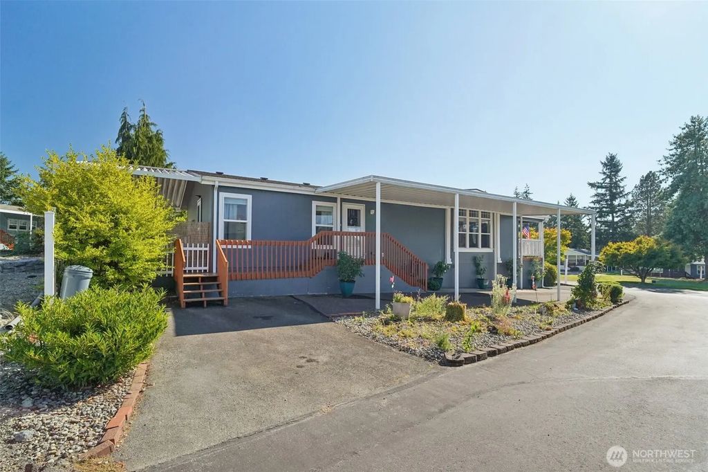 2101 S 324th Street 166, Federal Way