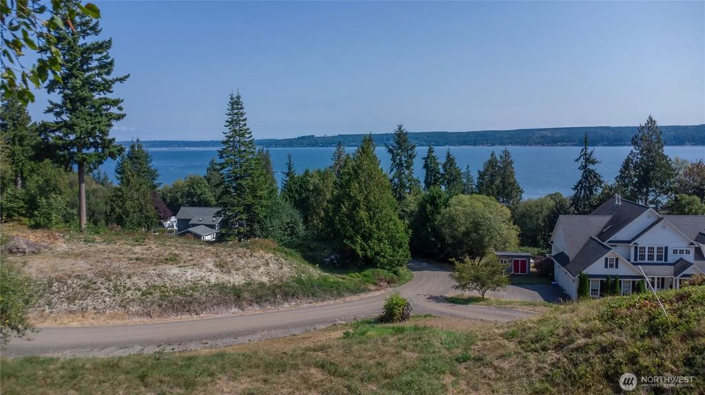 999 Maxview Drive, Port Ludlow