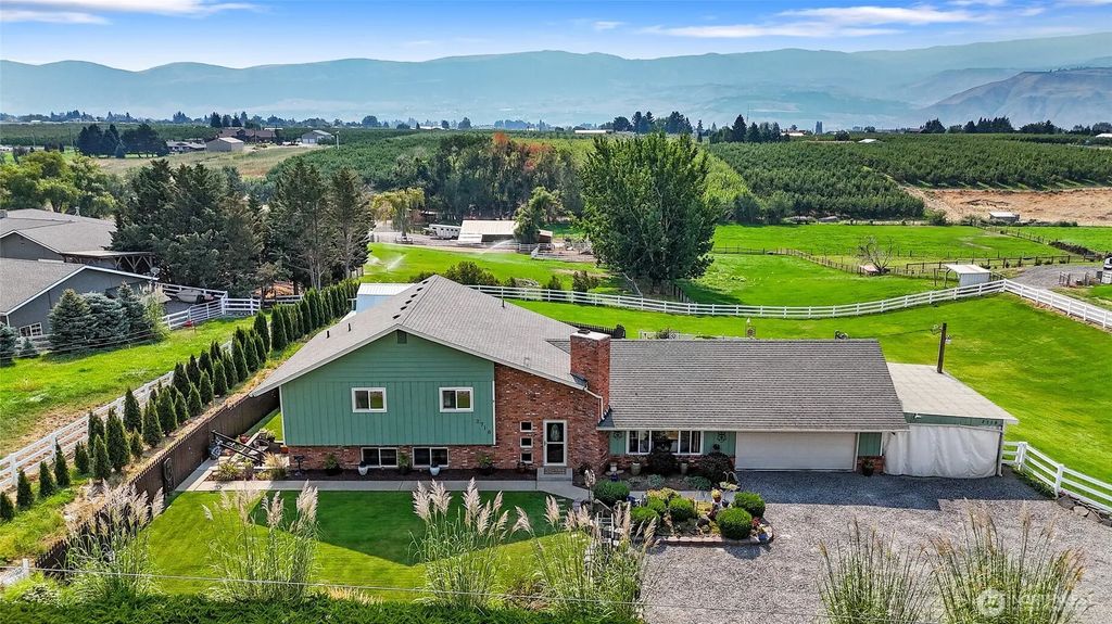 2716 8th Street Ne, East Wenatchee