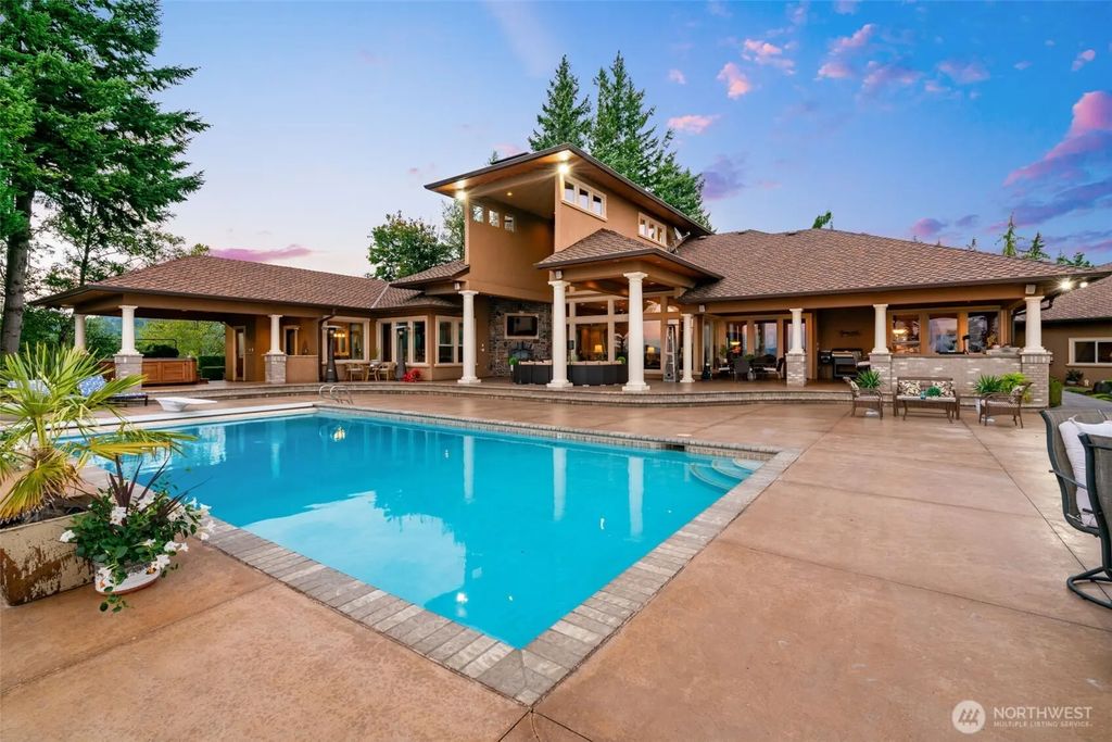 4961 Green Mountain Road, Kalama