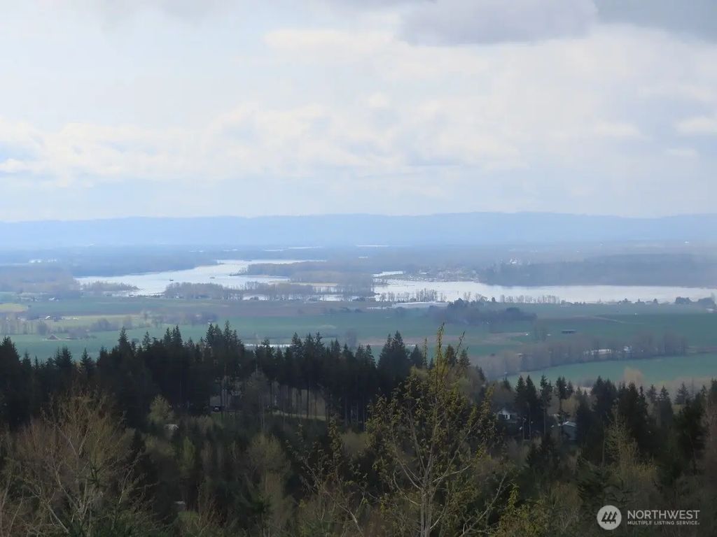 903 Confer Road, Kalama