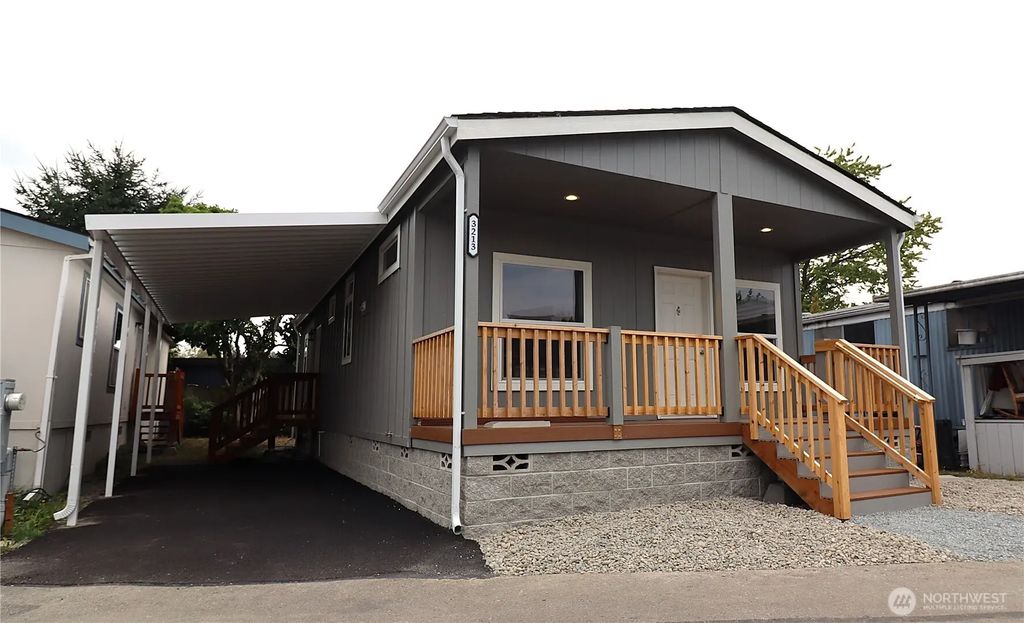 3213 S 182nd Place 215, SeaTac