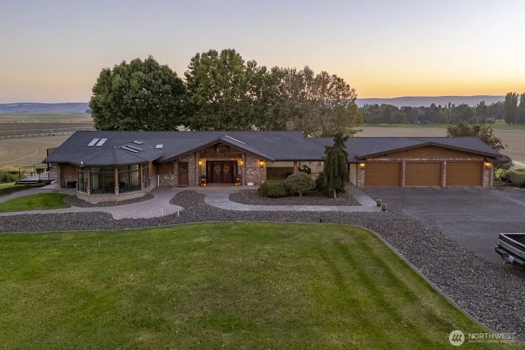 2229 W Bench Road, Othello