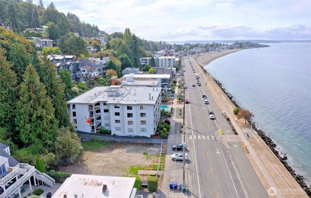 2104 Alki Avenue Sw 205, Seattle