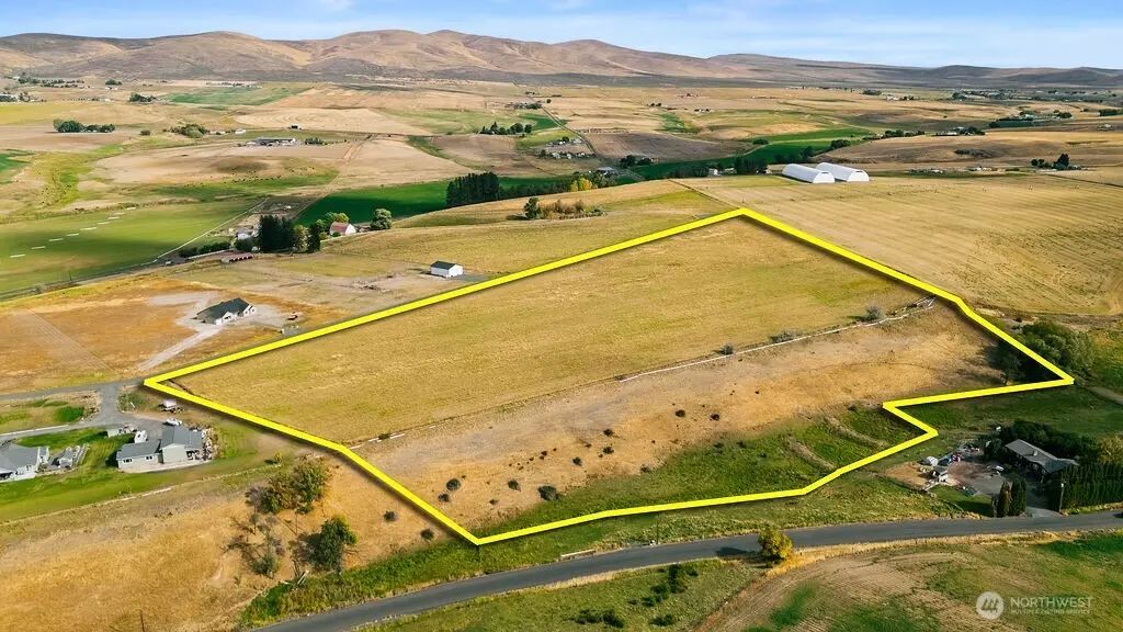 411 (nka) Rolling Hill Drive, Ellensburg