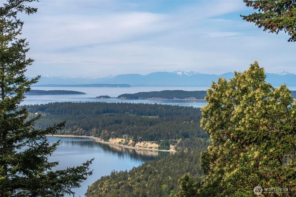 121 Switchback Road, Orcas Island