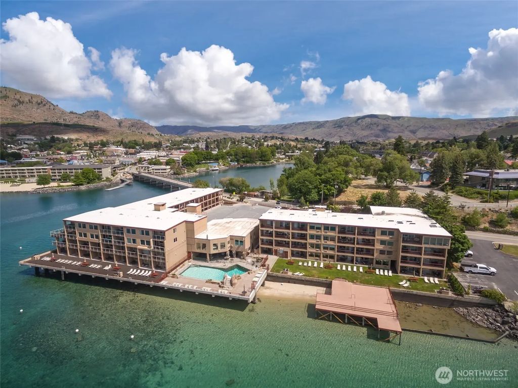 322 W Woodin Avenue 521, Chelan