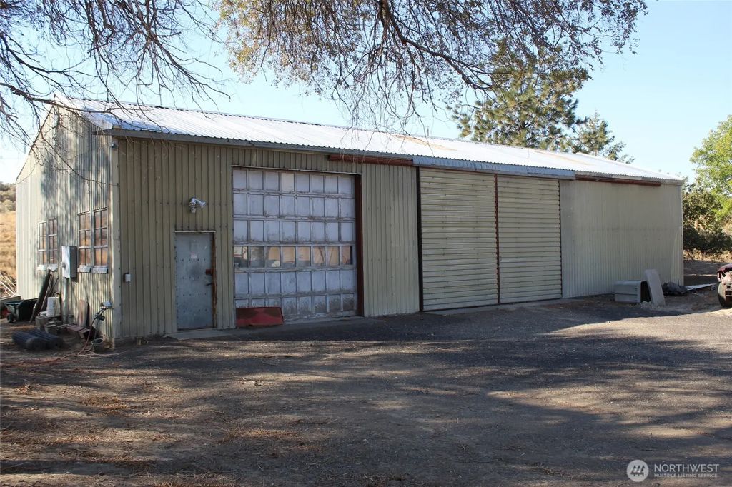 117 S Neilson Road, Lind