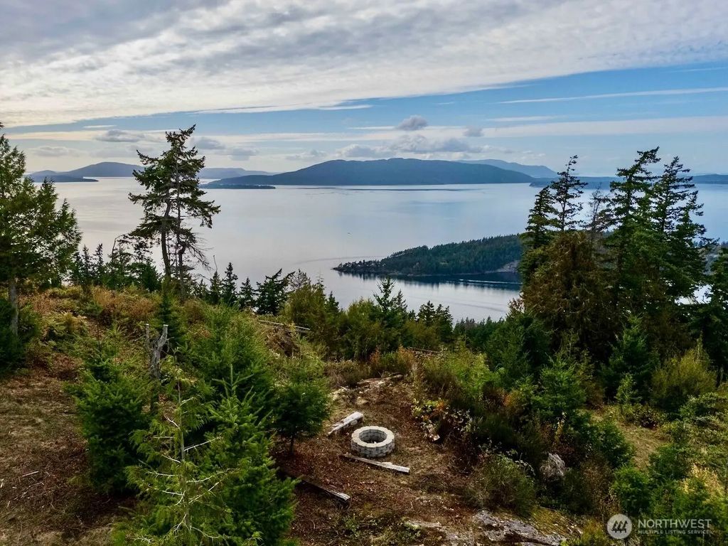 157 Chuckanut Crest Drive, Bellingham