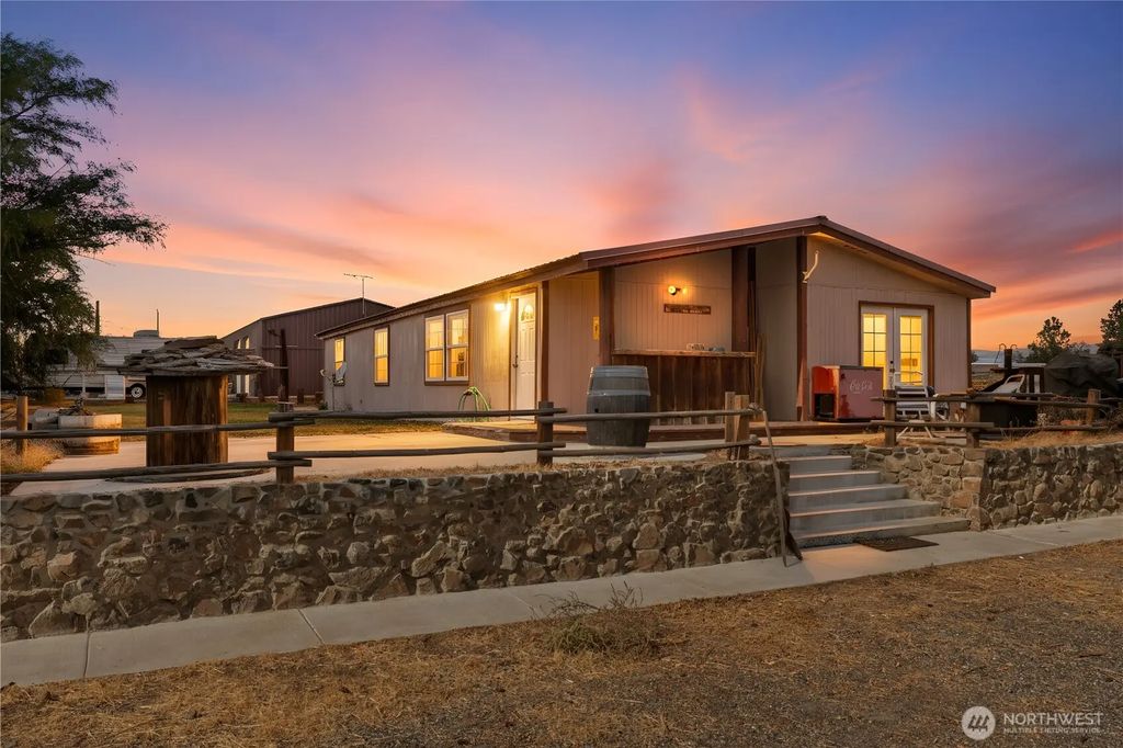 20842 Rd 24.7 Sw, Mattawa