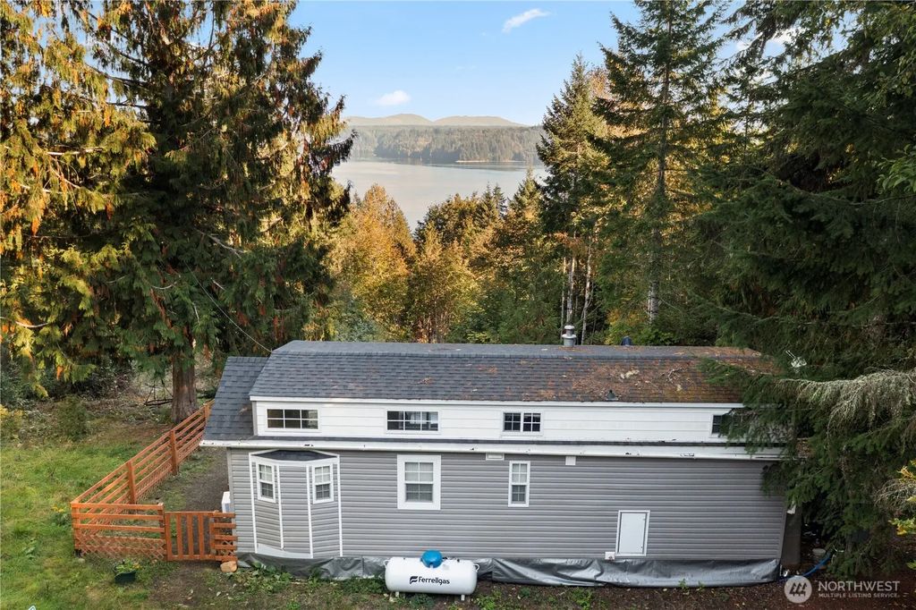 50 N Rustic Ridge Drive, Lilliwaup