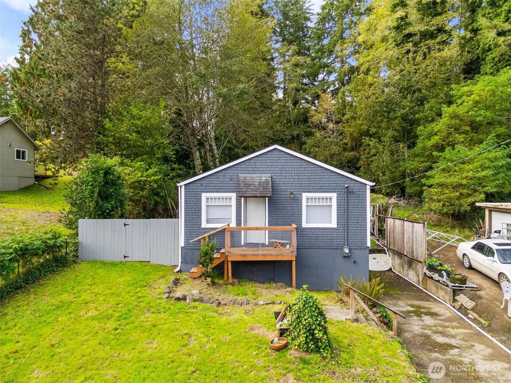 2735 Wishkah Road, Aberdeen