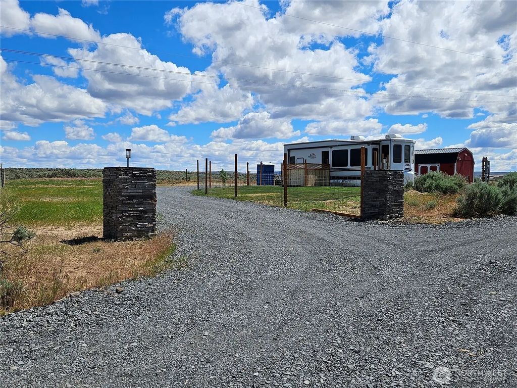 5365 W Coyote Trail, Ephrata