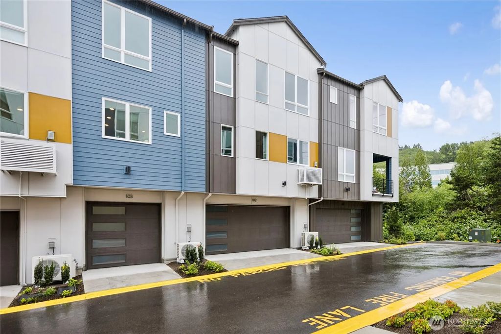 12207 137th Place Ne 2602, Redmond
