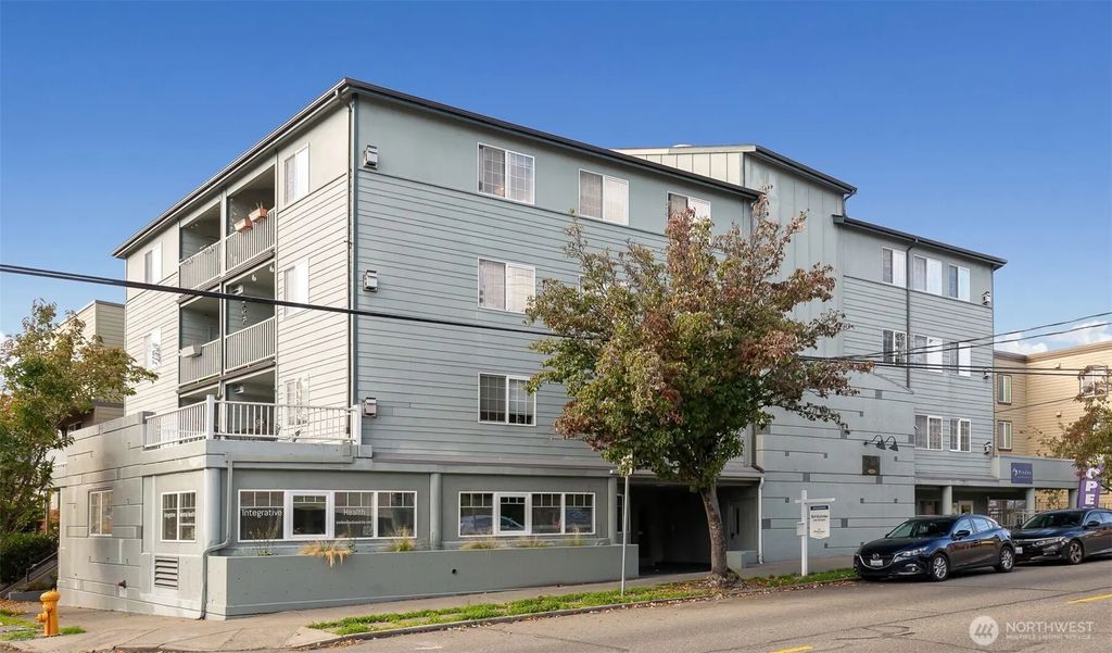 7301 5th Avenue Ne Unit A, Seattle