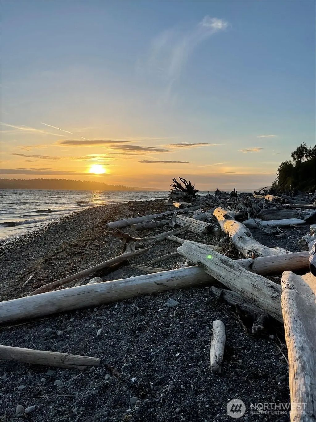113 B Whidbey Island Drive, Hat Island