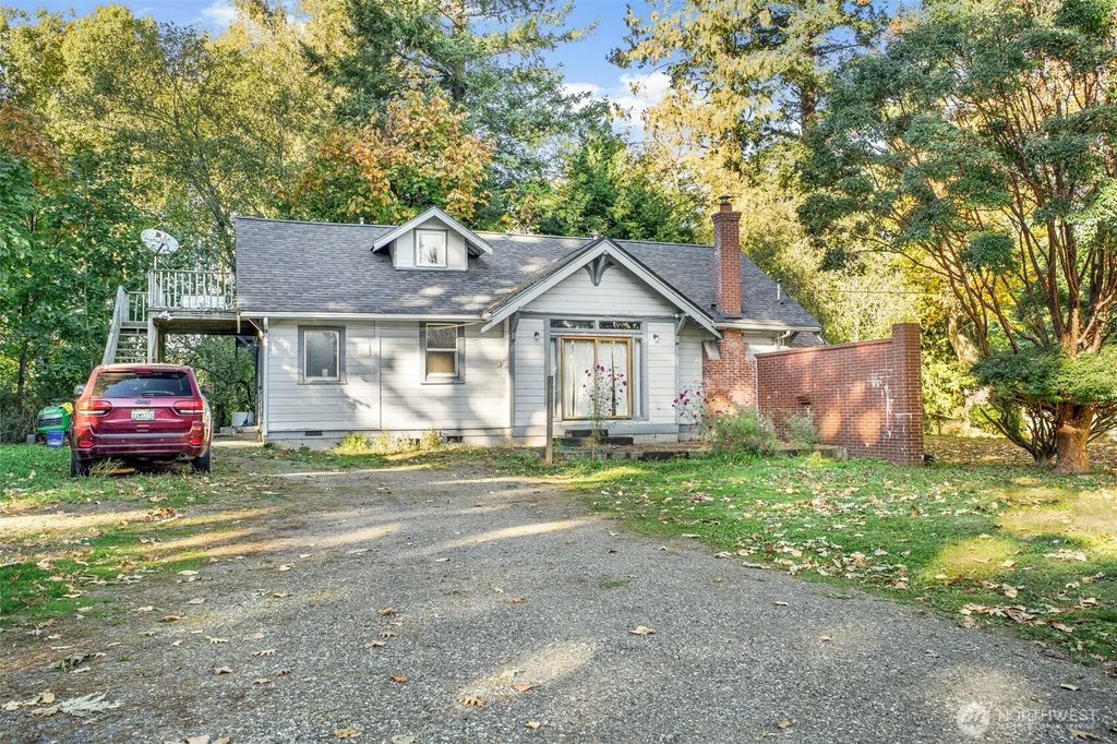 6037 Old Guide Road, Bellingham
