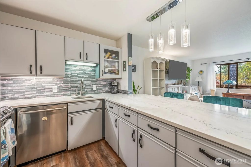 325 Division St 207, Leavenworth
