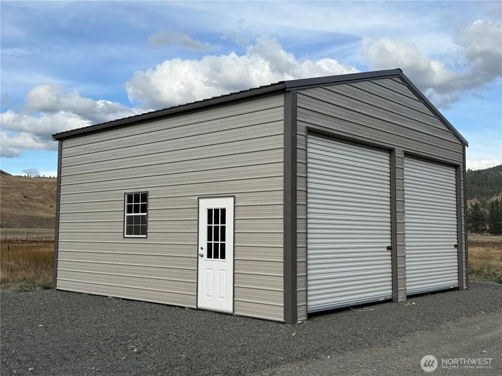 17 Sorona Way E, Tonasket