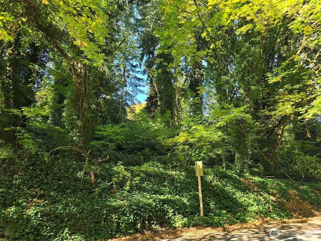 37th Place S, SeaTac