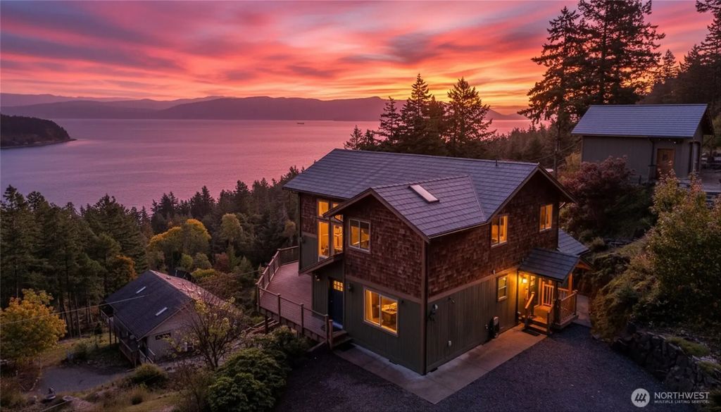 3093 Mt Vista Drive, Lummi Island