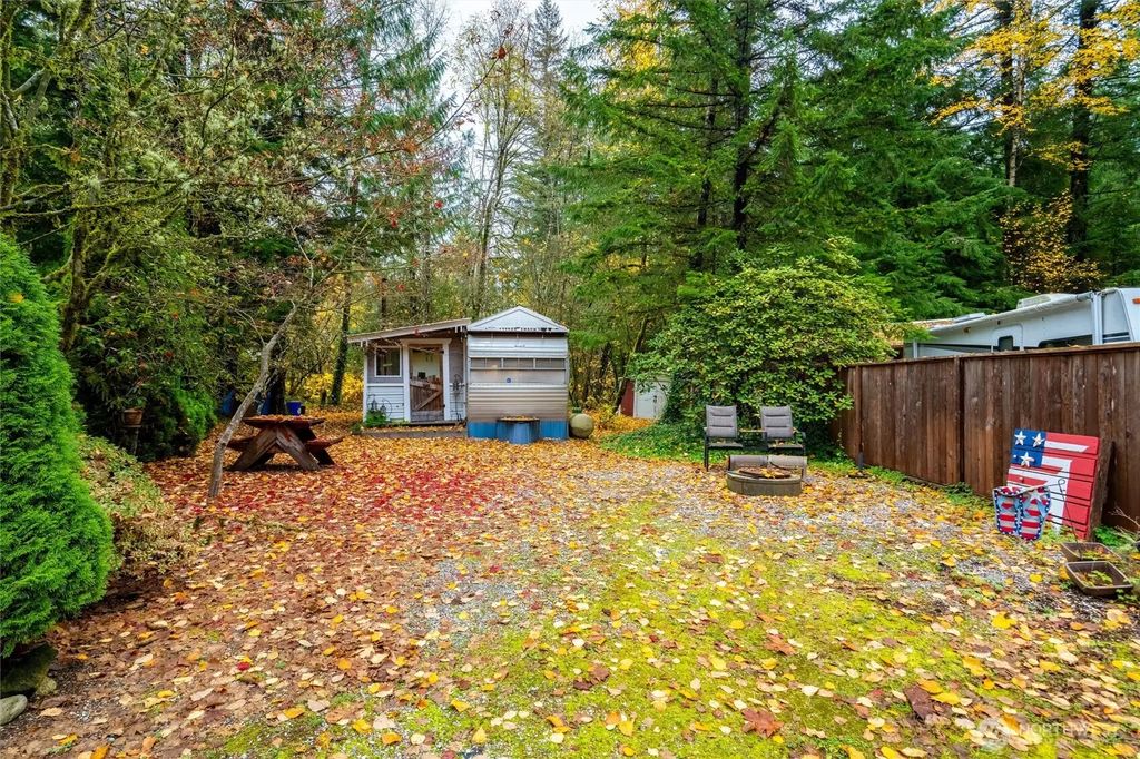 1017 Maple Lane, Sumas