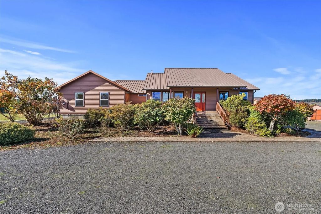 395 Ceres Hill Road, Chehalis