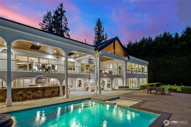 3026 140th Avenue Ne, Bellevue