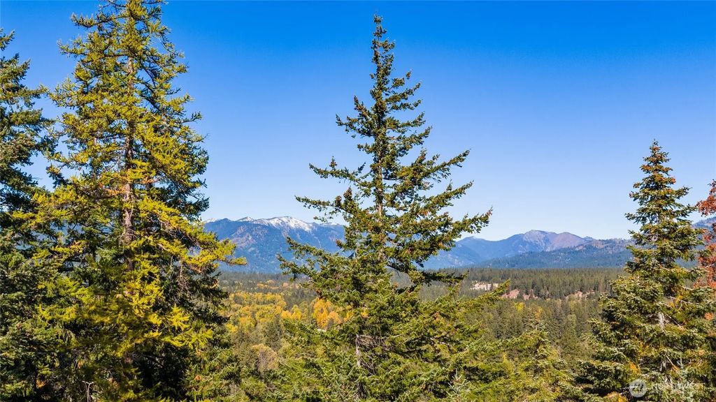 430 Iron Monarch Loop, Cle Elum