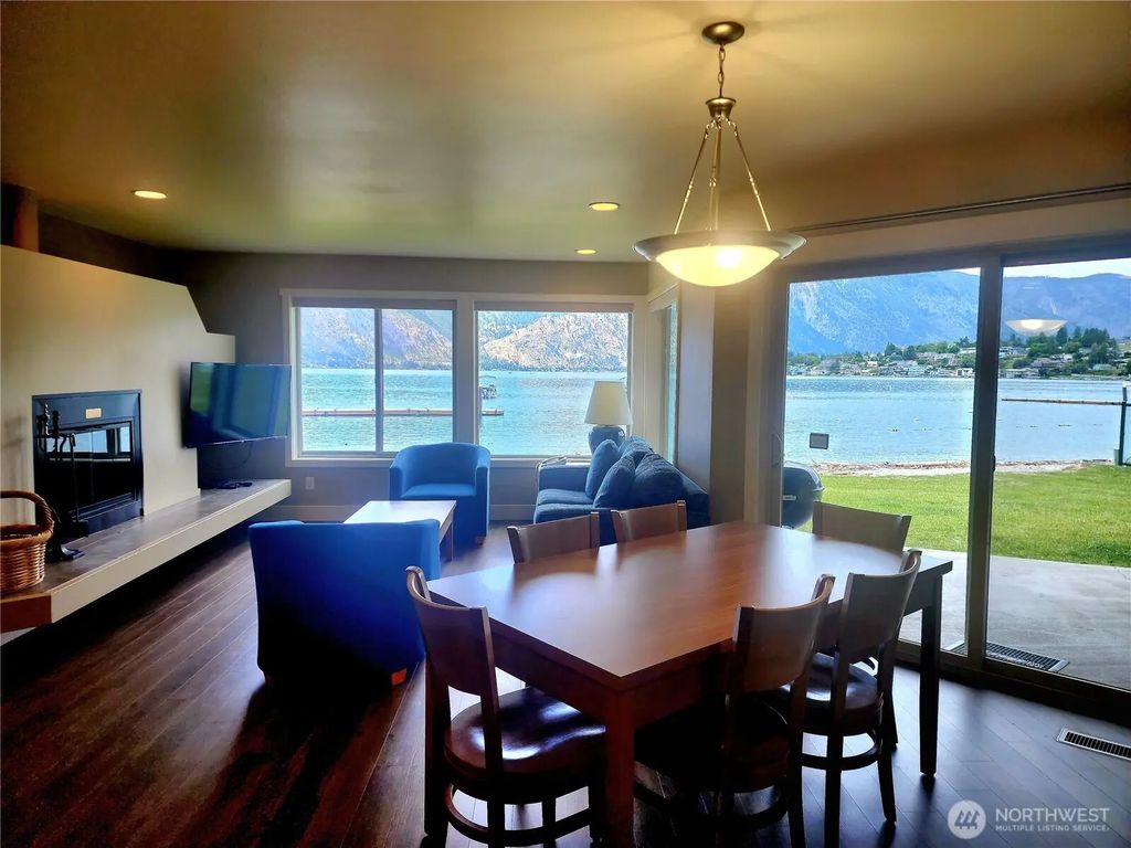 1 Lakeside 713-m, Manson