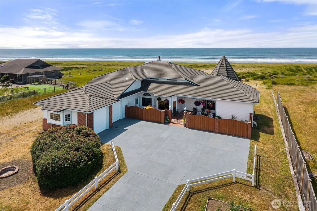 1981 Grey Gull Lane S, Westport