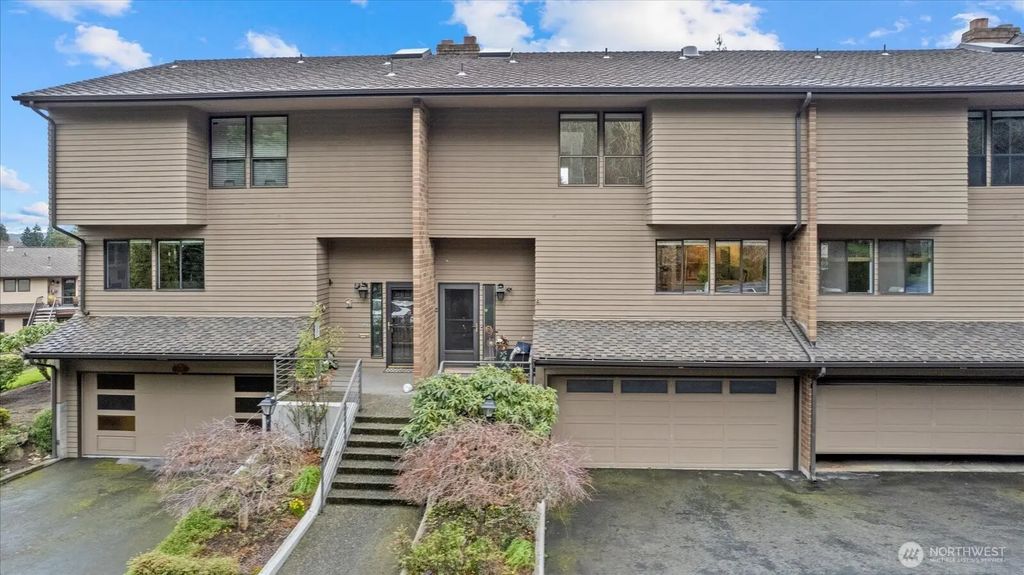 10743 Glen Acres Drive S 10743, Seattle