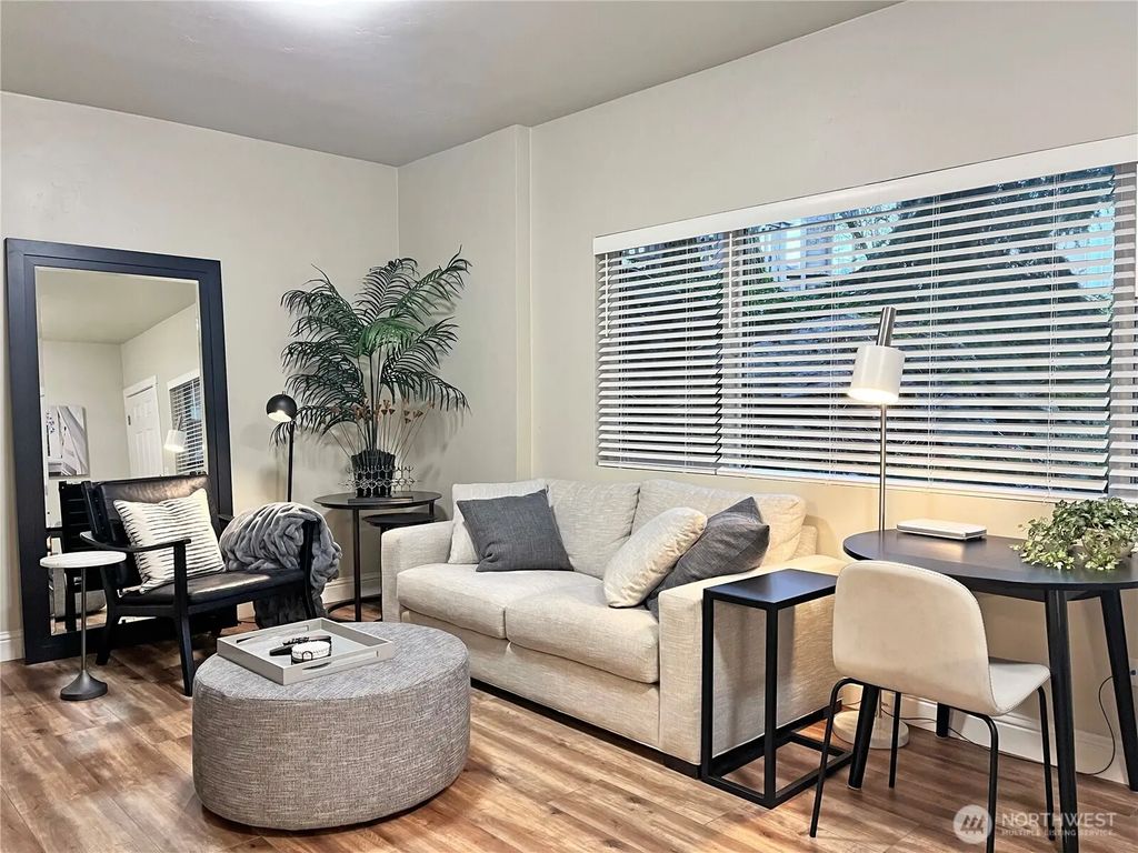 250 Tucker Avenue 24, Friday Harbor