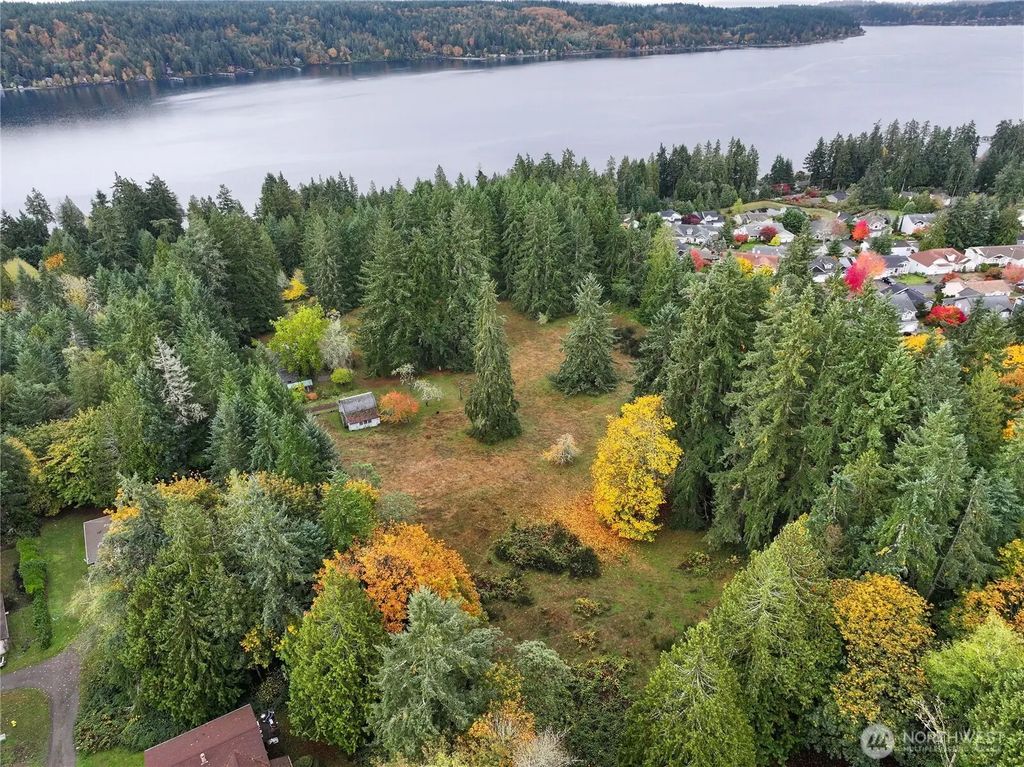 6371 Illahee Road Ne, Bremerton