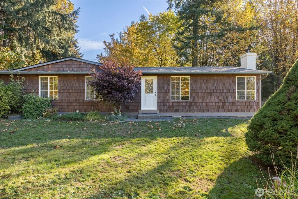 2095 Bear Creek Road, Port Angeles