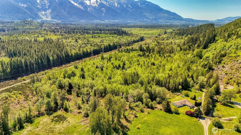 462 Xx Giles Drive, Darrington