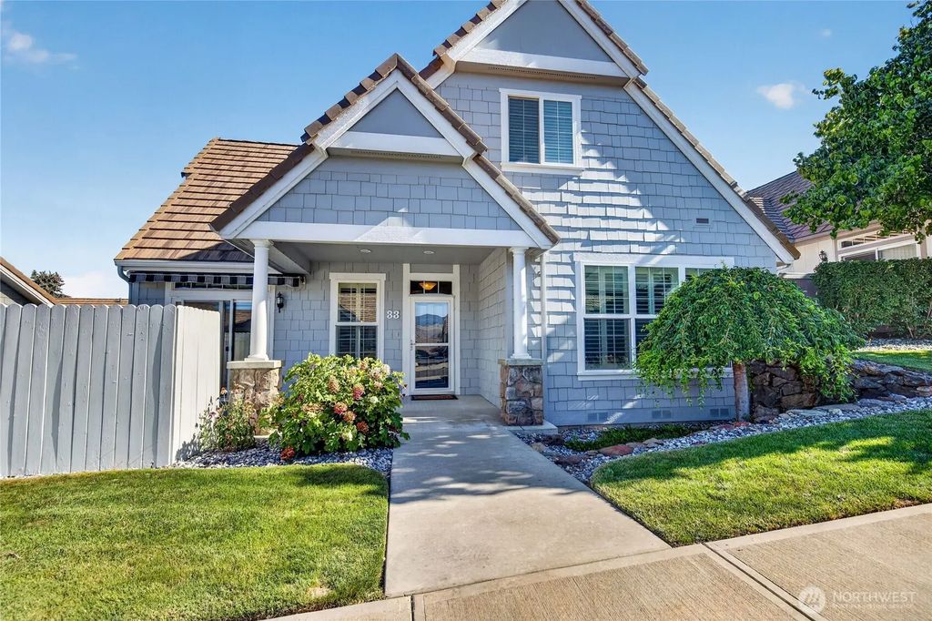 1494 Eastmont Avenue 33, East Wenatchee