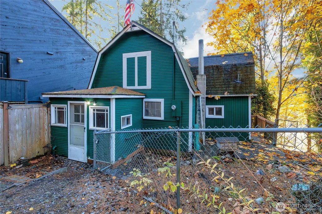40424 Ski Park Road E, Eatonville