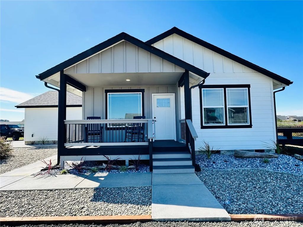 400 Malibu Street Sw, Ocean Shores