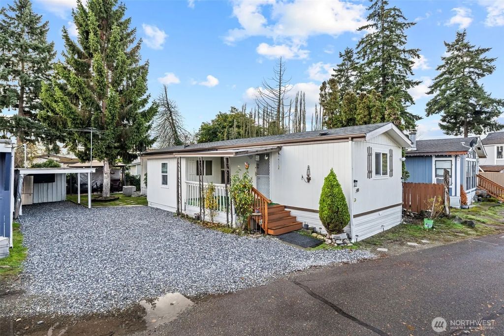 10302 Lakeview Avenue Sw 42, Lakewood