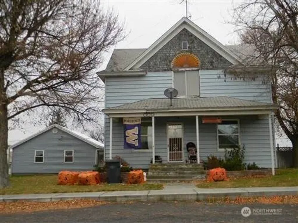 307 E 3rd Avenue, Odessa