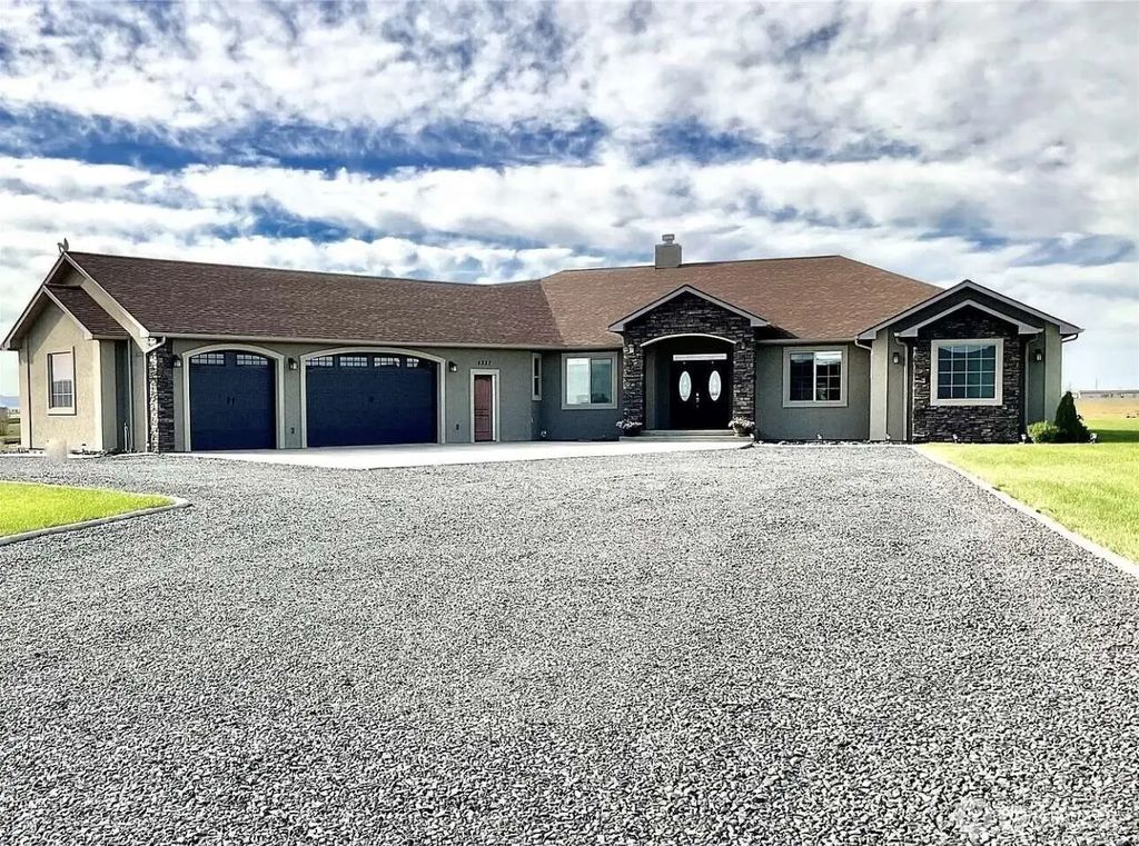 4337 Road 7.4 Ne, Moses Lake