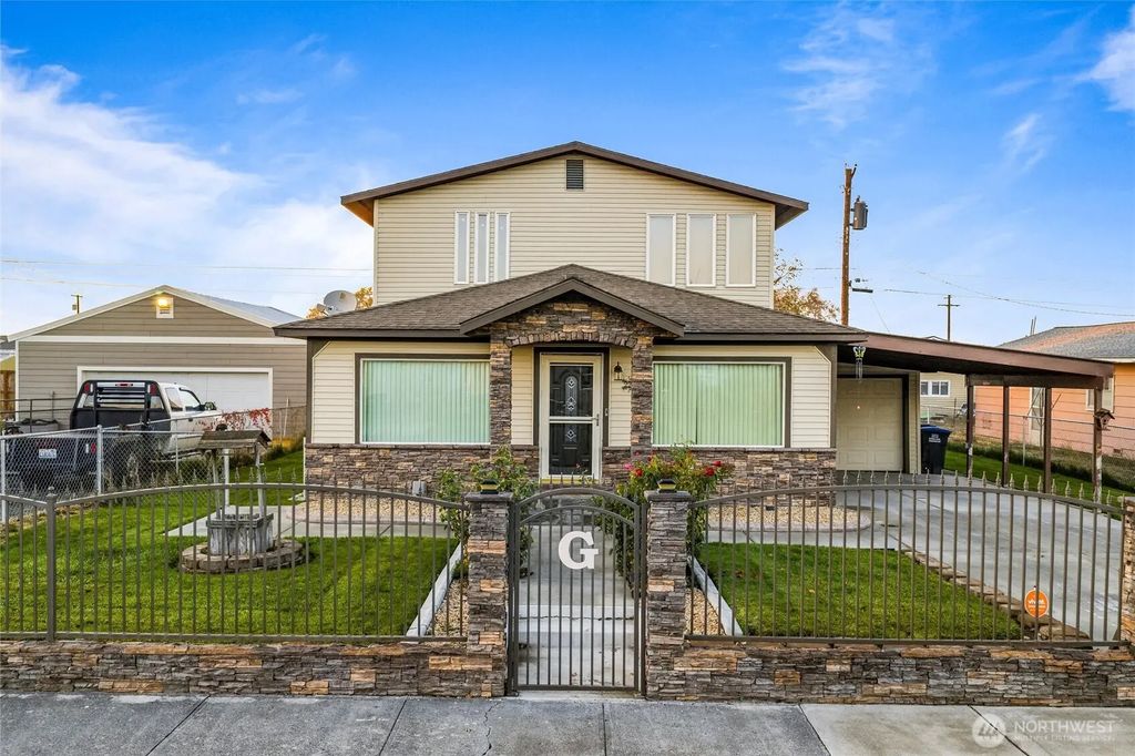 2208 W Spruce, Moses Lake